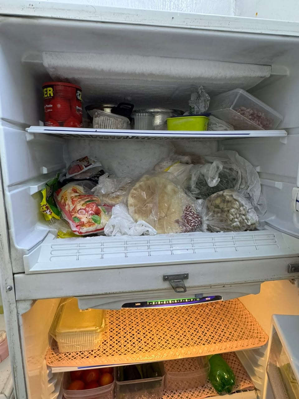 ثلاجه حجم 20 كبيرة جدا تجميد وتبريد فول سعر 300 بيه مجال ومجمده اكبر. حجم مداخلات تصليح ابدددد الاسعار بيه مجال للشراي بغداد الحريه


**إذا كنت صاحب هذا الإعلان وتريد حذفه لأي سبب، رجاءا أرسل رسالة إلى الدعم الفني**