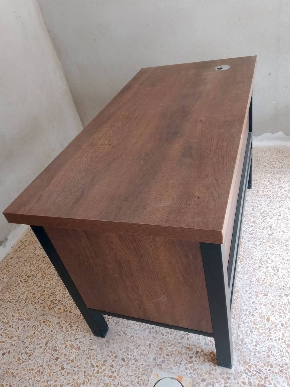 ميز تركي خشب ثقيل سعر
$$75
***********
