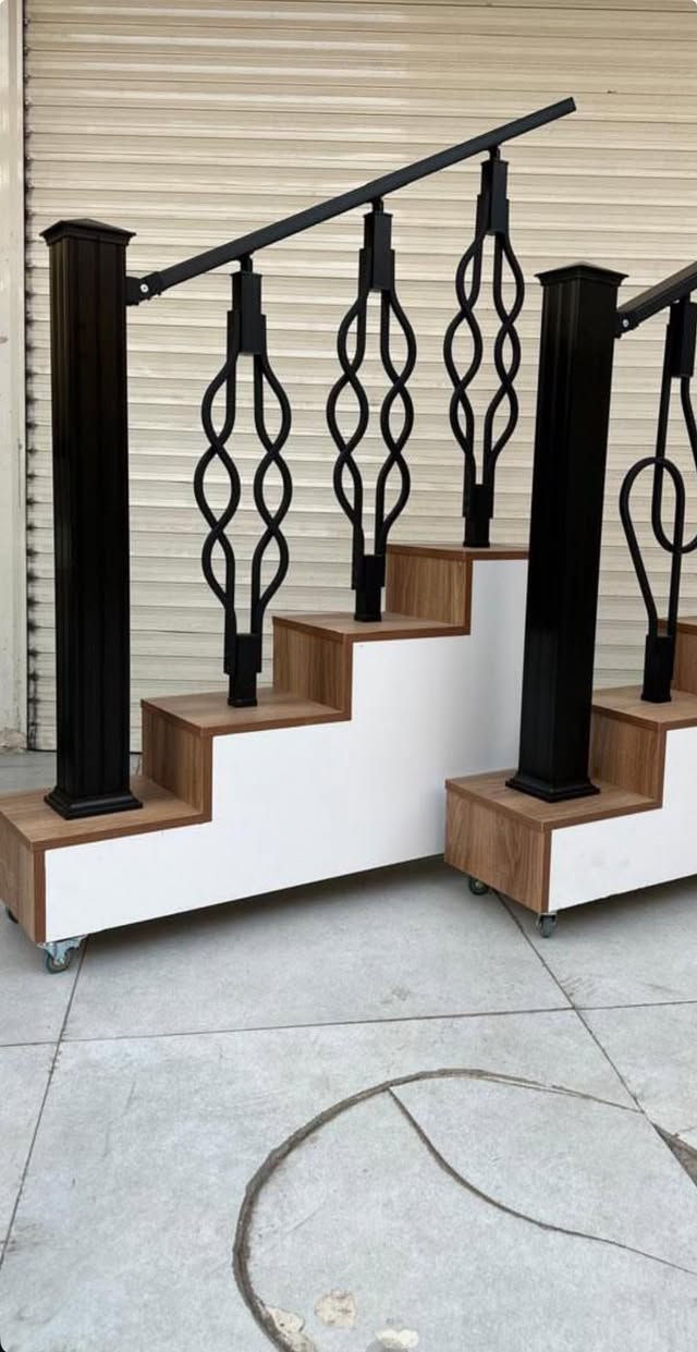 سلام عليكم اني اسطه محجرات اشتغل الي يريد يتفضل الاتصال ***********
