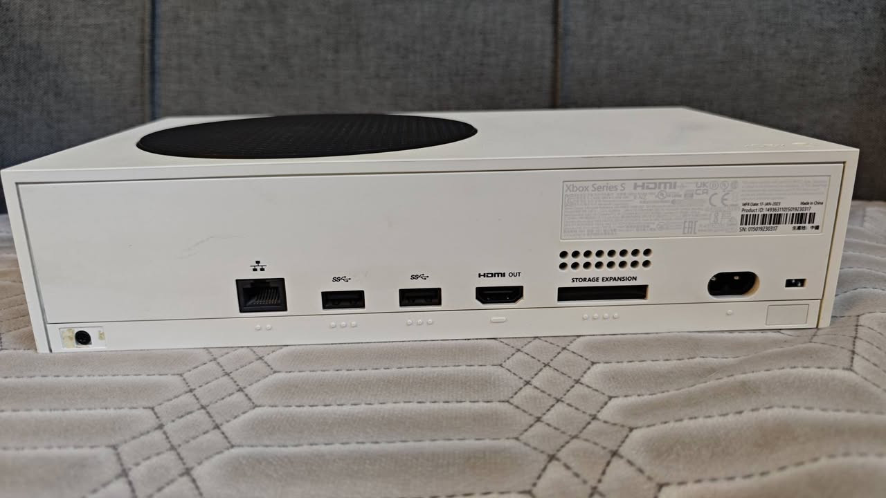 السلام عليكم
للبيع جهاز  Xbox Series S 512GB
الجهاز نظيف ويشتغل 100% كامل ملحقات و وياه NANO ubs 850w

الجهاز بدون كارتونة وممفتوح بس لزگة الضمان مفقودة

السعر: 340 وبي مجال بسيط
المكان: بغداد

واتساب: ***********
