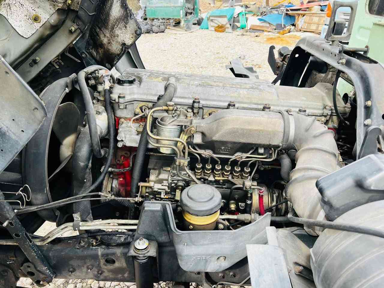 اللهم صل ع محمد وآل محمد 👍🇮🇶🇮🇶
هينو انكر كابسه نفايات كبسه 8 ونص مكعب 
مكينه 6 سلندر بم ونوزل دخول جديد 
 معرض النصر / قضاء النصر / ذي قار 
***********
***********
