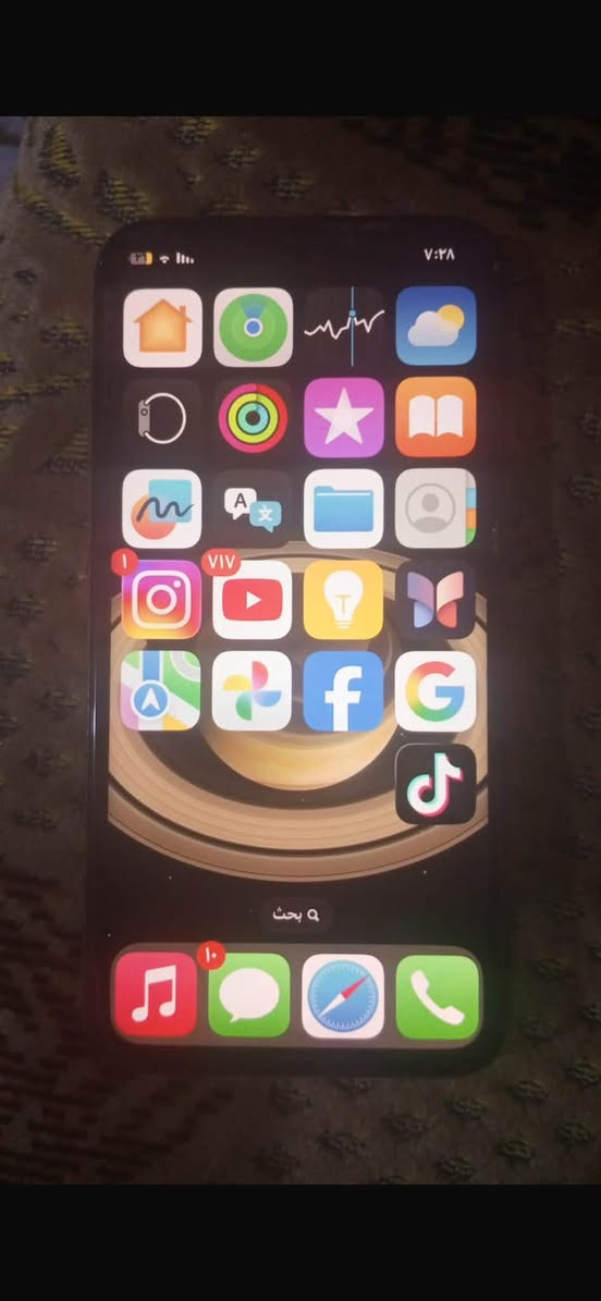 موبايل ايفون للبيع مراوس مبدل بالشاشه و باتري كل شيء ما بيه مراوس موبايل***********
