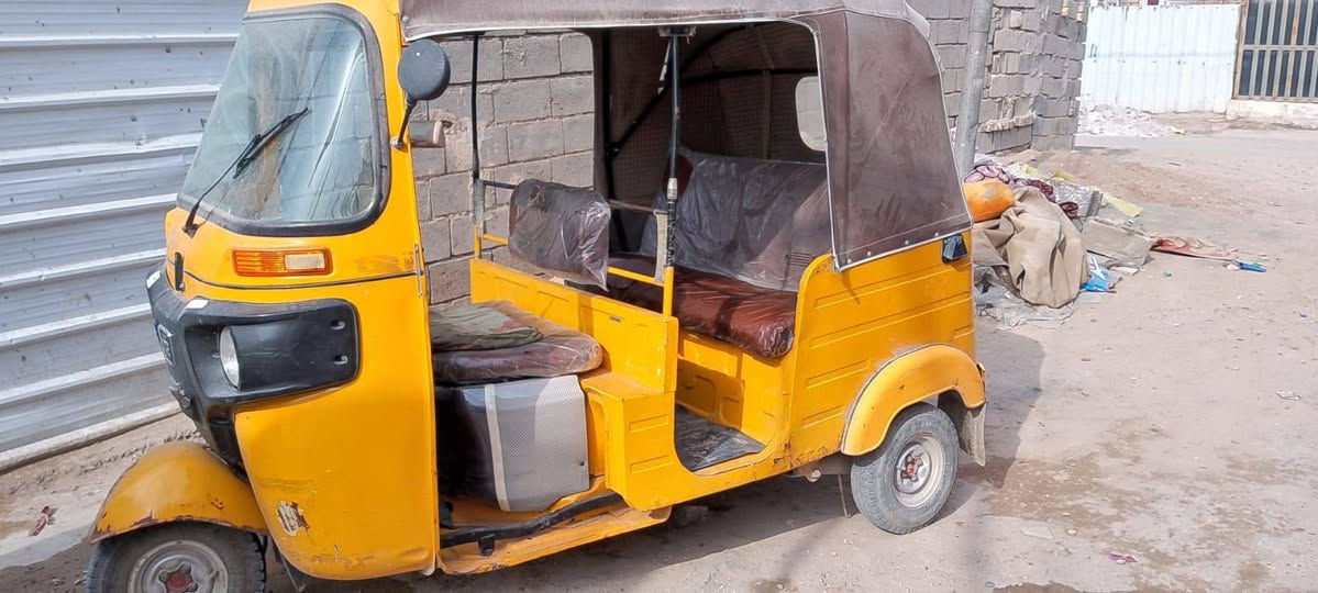 سلام عليكم ورحمة الله تكتك موديل 20شهر العاشر  وراق البيع
عنوان الامين تفاصيل تصل علا راعيه ***********
