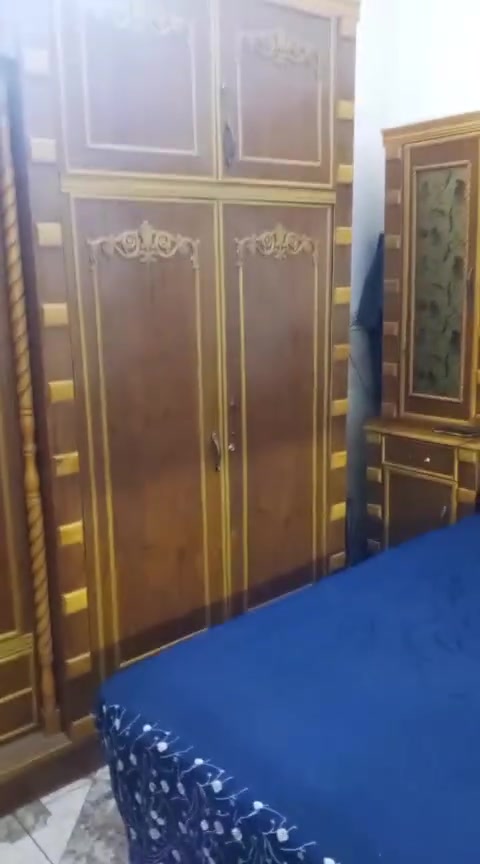 سلام عليكم غرفة للبيع كربلاء حي الزهور السعر 600قفل الاستفسار على الرقم ***********
