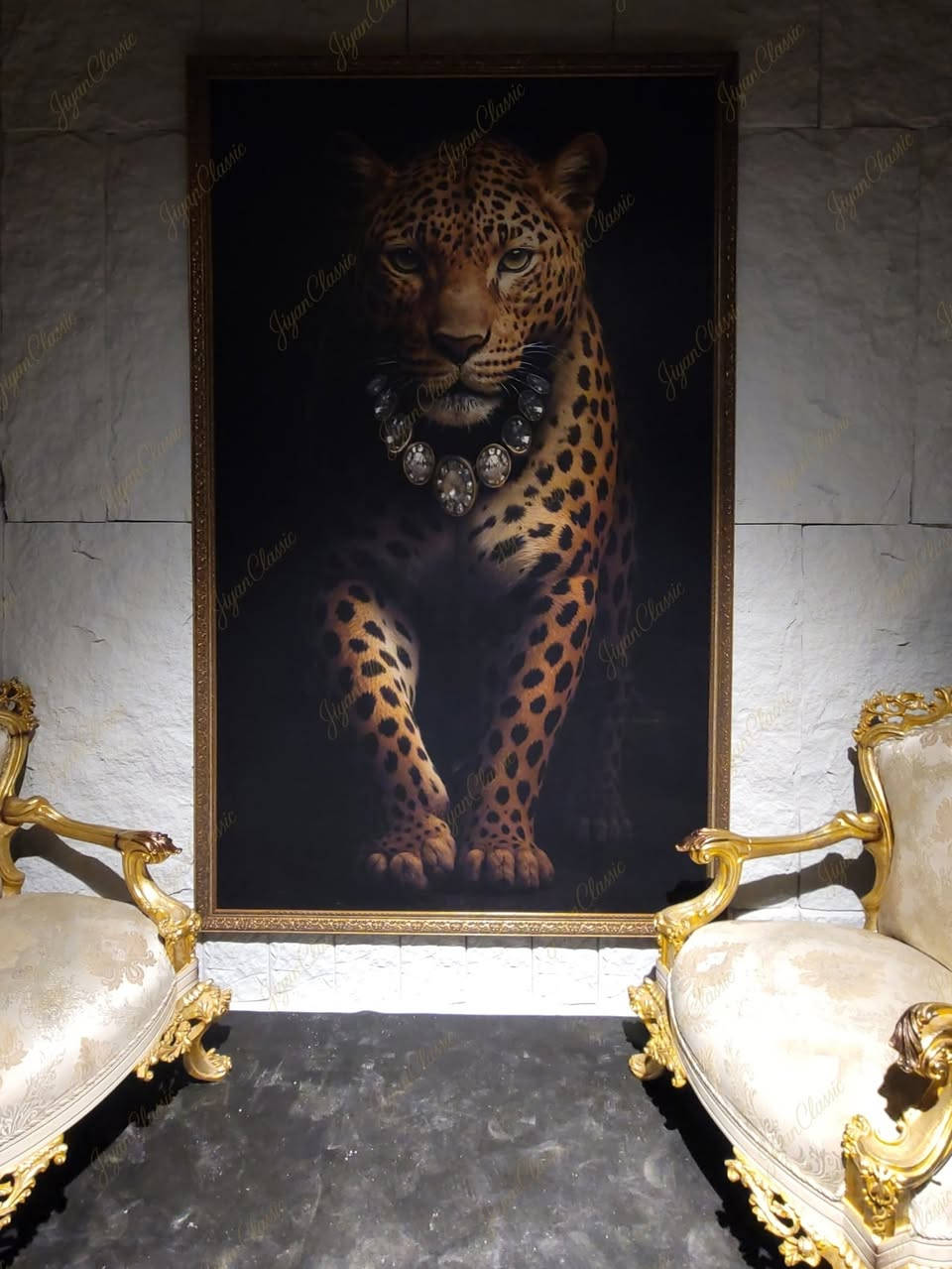 #للقصور #للفلل #للمكاتب_الملكية (#طاقة الهيبة و #الثراء)
بقياس 1.55 × 2.55
اعلى دقة على الاطلاق على خامة قطنية من شركة Adawell العالمية
#الفيديو اول تعليق 
في #الحلة افخم صالة عرض ملكية للديكور و ورق الجدران و #اللوحات الفنية
زورونا حلة شارع المدهش قرب محطة بتة 
ازهر المعتوك 
***********
#الوكيل_الرئيسي_في_العراق_لورق_الجدران 
#عالم_الديكور_الملكي
#ديكور مودرين
#لوحات_فنية 
#بديل_الخشب #بديل_الرخام #بديل_الحجر #بديل_القماش
#بديل_الكرانيت #عالم_الديكور
