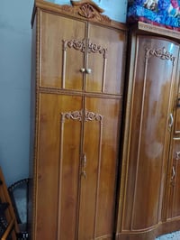 عندي غرفه للبيع السعر 800 وبيها مجال رقم الهاتف 07726774944 واتساب