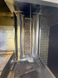 عندي غراص للبيع كلمن وسعره و الي يريدهن شلع هم سعر يختلف تواصل 0777450...