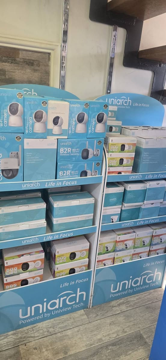 تعلن شركة سكاي لنك عن وصول 
موديلات جديده من شركة Uniarch 
العالمية للكاميرات
والكل يعرف هاي الشركة شنو دقه كاميراتها ووضوحها 
والاسعار جدا مناسبة مقارنته بغيرها من الوكالات
دقه 3 ميكا Ip فول كلر 
السعر قبل الخصم 
55.000 الف 
السعر بعد الخصم 47.000
داخلي صوت وصورة ملون ليلي نهاري
كافة موديلات Nvr &Dvr
كل انواع كاميرات Ip& انلوك
توجد اسعار خاصه للجملة
توجد خدمة توصيل
الحجز واتساب او ماسنجر 
***********
بغداد -شارع الصناعه مدخل فرع صاج الريف
