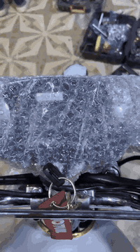 سلام عليكم دراجه موديل2024كلش نضيفه مكفوله اوراق متفيس فقط لل تواصل اتصل 0783 220 2204
