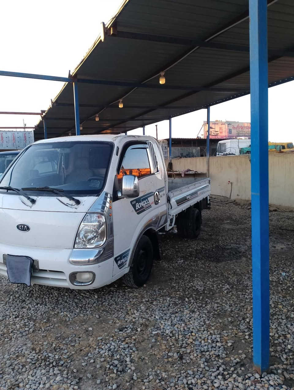 سلام عليكم كيه نثيه موديل 2012 مكانه ناصريه مركز بيع او مراوس بكيه حسب الاتفاق  سياره كفاله عامه  مكينه و گير و حداديه وشاصي و رقم شاصي تحويل ثاني يوم 
سياره جاهز اي نقص مابيه  السعر وتفاصيل عله رقم ***********
