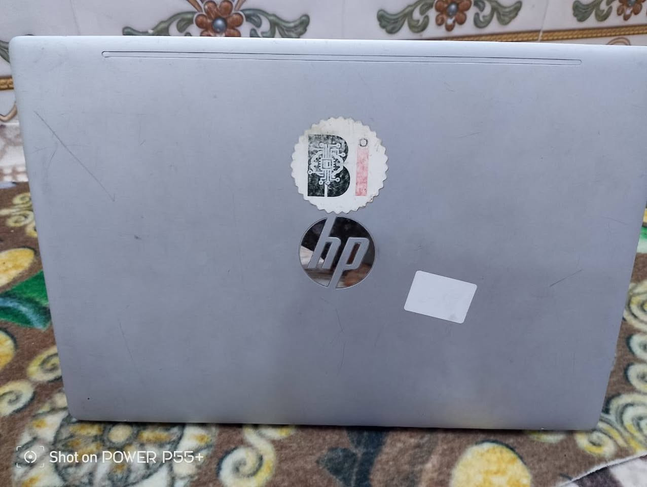 سلام عليكم ورحمة الله وبركاتة
حاسبه نضيفه 

الموصفات..  الون سلفري

الجيل 10
الرام 8
التخزين، 646
 كارت
الشاشه الداخلي 4 كيكا
الشاشه حجم 15،6
معالج A6 
الرقم *********** واتساب
السعر 90
