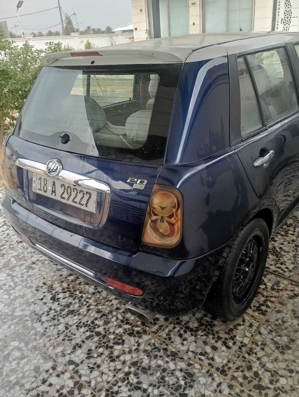 السلام عليكم ليفان للبيع سياره مكينه كير مكفول بيه باب سياره نظيفه رقم بابل شرط التحويل بسمي سعر 37 وبيه مجال مكاني حله المركز *********** وتساب
