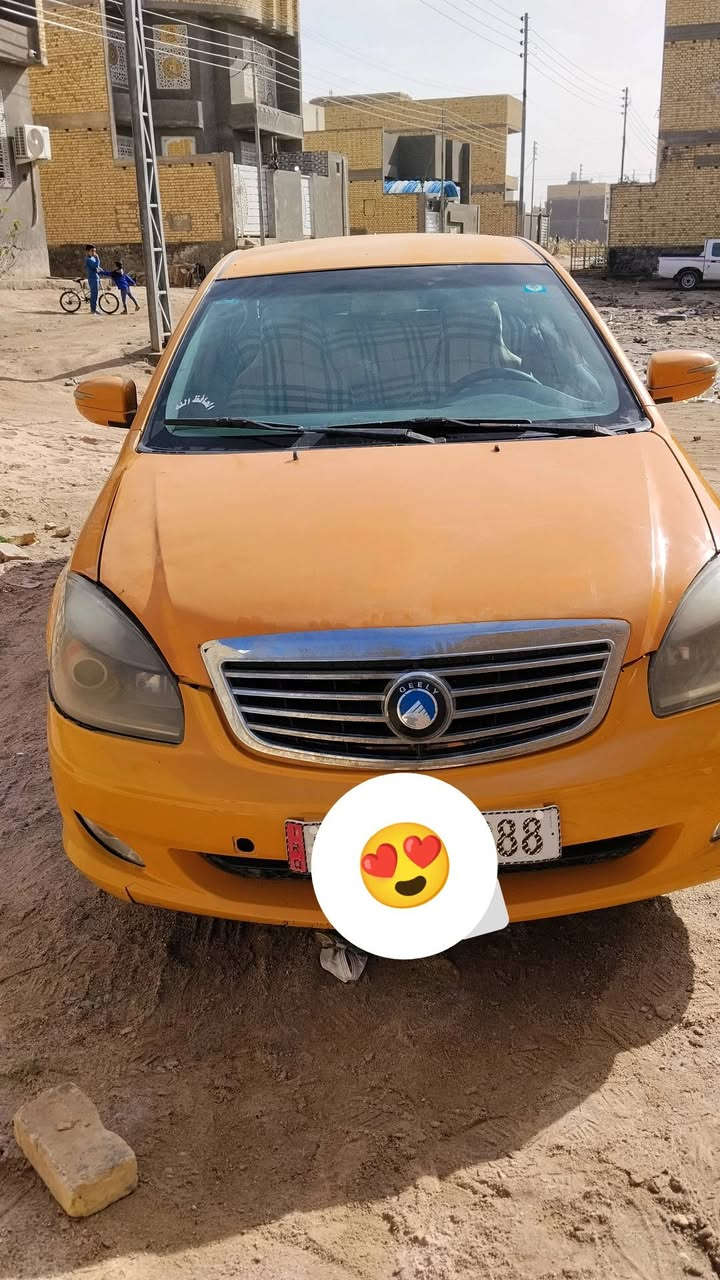 جلي موبل 2013
السياره بسمي مداور ثاني يوم 
مكاني الناصريه مركز 
مكينه بلاد ما مفتوحه  
التبريد خير من الله.  
هيئة وغرامات مصفره.     
 السعر  43 وبيه مجال   
***********
