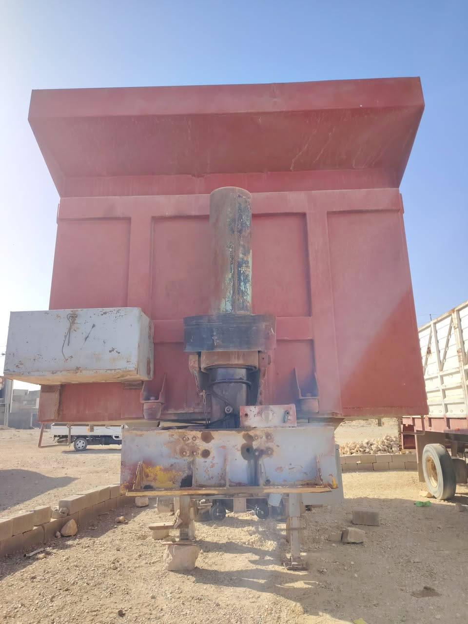 سلام عليكم نساف الماني لبيع يكعب 25ومع تعلاوه 31 مكفول من كلشي مكان القائم تواصل عل ***********
