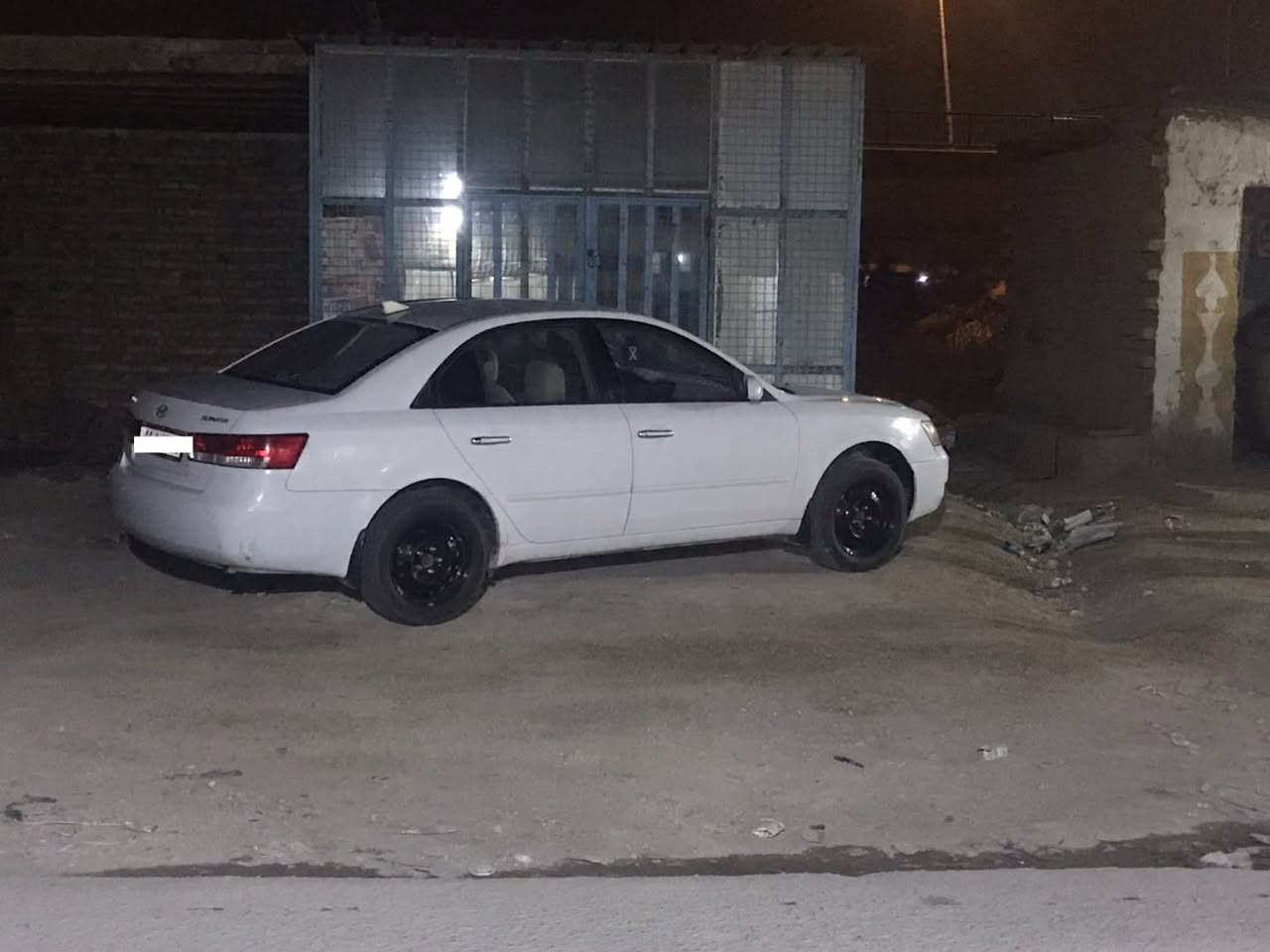 سونات ٢٠٠٨ كفاله عدا الجاملغ الايسر مبدل شركه وبارد خفيف موضح كير مكينه تبريد حداديه بالجيس ***********
