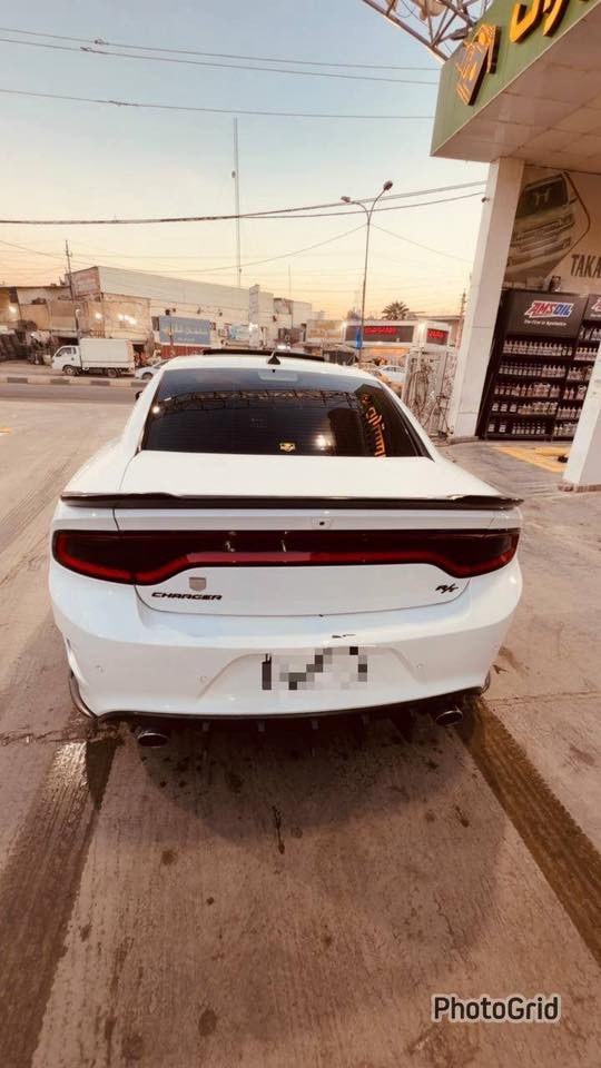 السلام عليكم 
للبيع دوج جارجر RT فول فتحة جديدة جدا
محرك 5700هيمي
موديل 2019
ماشية 70 مايل
الرقم بغداد تحويل مباشر
الحالة: صبغ فقط دعاميات والباقي كفالة من الصبغ والبارد والتعديل والسحب والتكحيل والكارت حتى الشواصي واللغود وموضح بالسونار هالشي
المواصفات فول عدا رادار الامامي
فتحة
نقاط عمياء
كشن حار بارد 
كشن كهرباء
والباقي مواصفات المعروفة
مكان سيارة الكرادة
***********
السعر 25,700$
