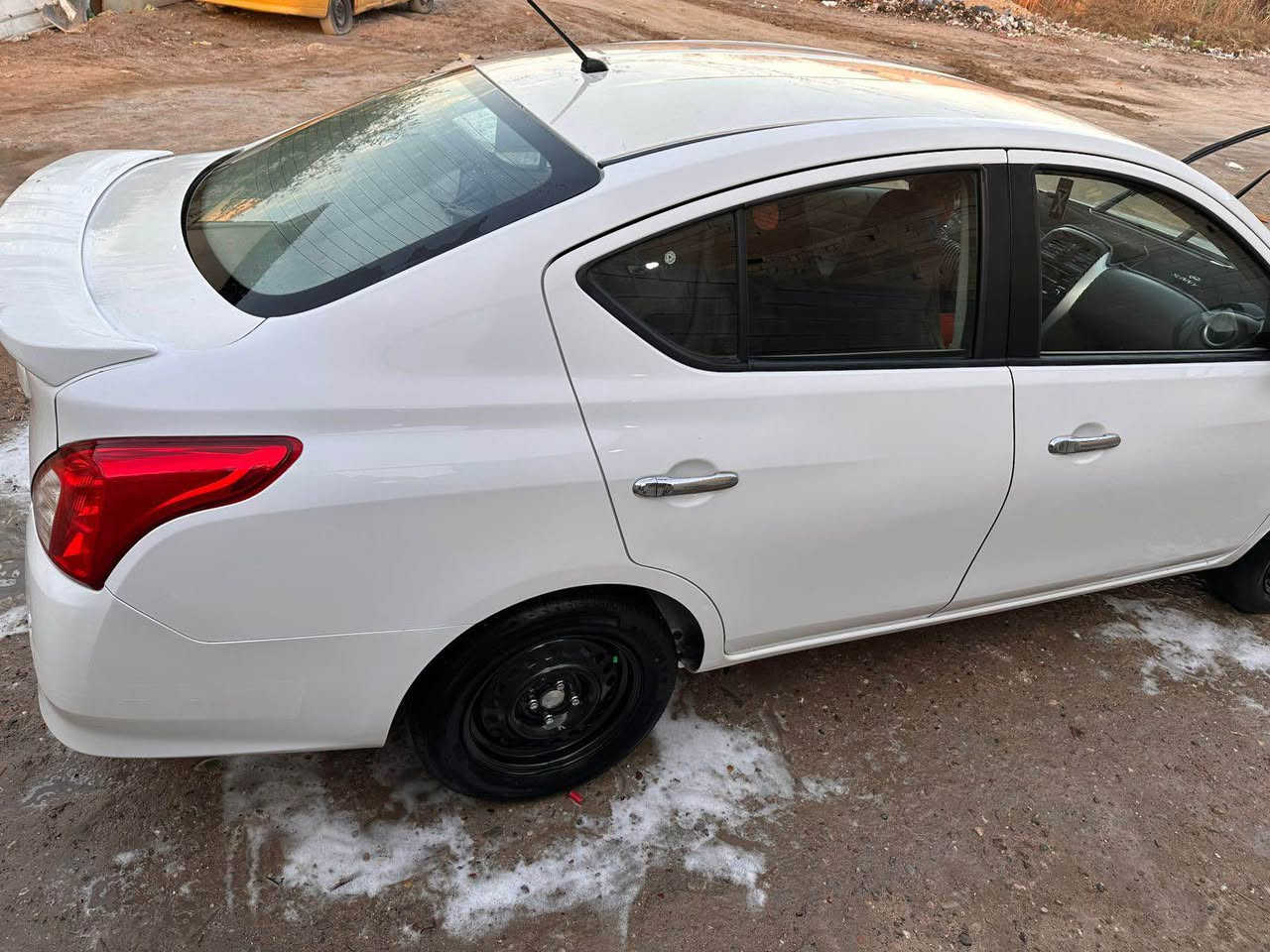 السلام عليكم نيسان سني موديل 2020 بصره حره المواصفات المعروفه ماشيه 119 الف السياره كله على وضع الشركة طخم تاير جديد كفاله من كلشي بيه بارد كلش قليل بالصندوك مايبين السعر 113 ورقة ***********عنواني جزيره قرب جسر خالد البصرة, العراق
