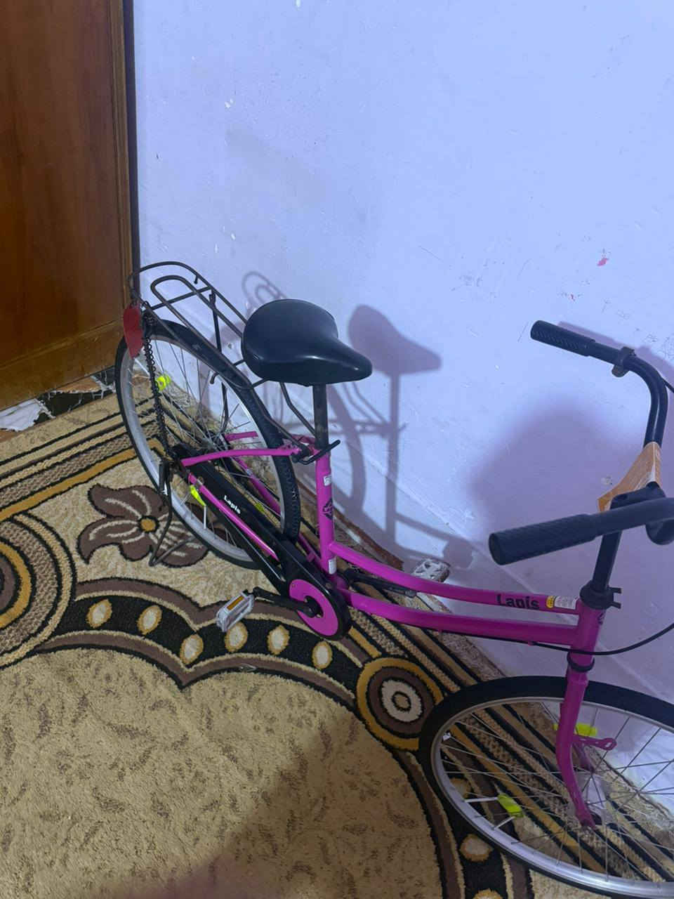 سلام عليكم بيسكل البيع مديل 22 فوال نضافه غراض كامله شعدك مراوس نزل


**إذا كنت صاحب هذا الإعلان وتريد حذفه لأي سبب، رجاءا أرسل رسالة إلى الدعم الفني**