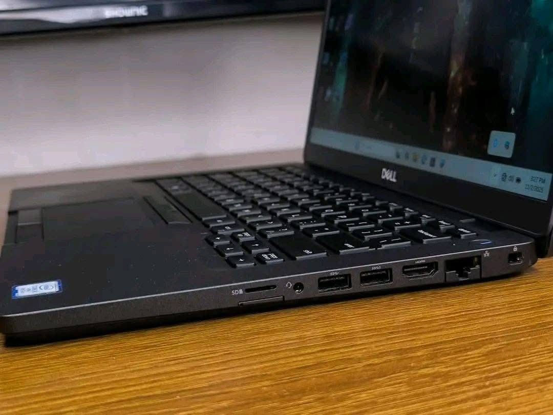 الجيل الثامن اللمس
DELL LATITUDE 5400

المعالج : core i5 الجيل الثامن  

كرت الشاشة: 4 كيكا انتل 

الرام: 8 كيكا سلاسة عالية 🏎

الهارد: 128 كيكا SSD M.2 قابل للزيادة 🗄

الجهاز قابل للتطوير (رام-هارد) ⚙

بطارية ممتازة تشغل 3 إلى 6 ساعات 🔋

مراوس بغداد توصيل ماعندي


**إذا كنت صاحب هذا الإعلان وتريد حذفه لأي سبب، رجاءا أرسل رسالة إلى الدعم الفني**