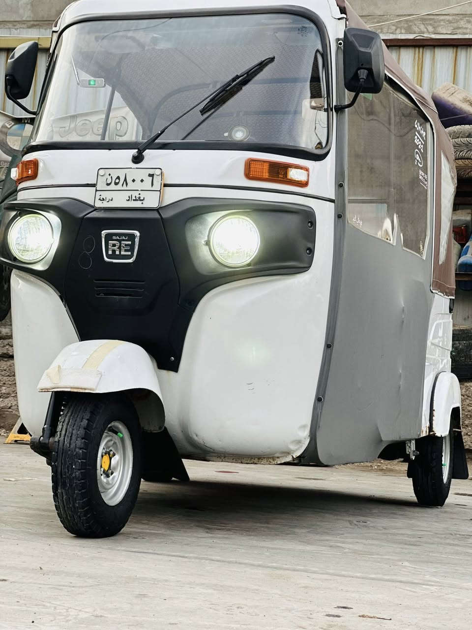 السلام عليكم 
2021 شهر ال 11  

كشر كفاله عدا هاي الطخه اليم السايد بريك 

مكينه كفاله حته من التفيلس 
رقم عربي هزه جديده  سنويه بسمي ابيع عقد مروري 

مكاني البياع 
***********
السعر اتصل وتدلل
