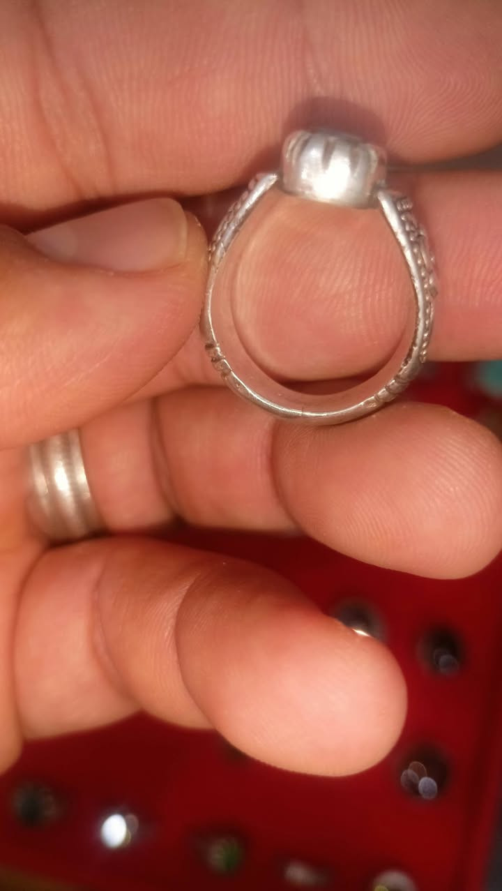 جزع كصبه قديمه مثقوبه صياغه يدويه ثقيله قياس 19 بسعر قفل75
عقيق يماني عباسي دركه حمره صياغه يدويه ثقيله جدا قياس 24-25 بسعر نهائي 85 الف مع توصيل


**إذا كنت صاحب هذا الإعلان وتريد حذفه لأي سبب، رجاءا أرسل رسالة إلى الدعم الفني**