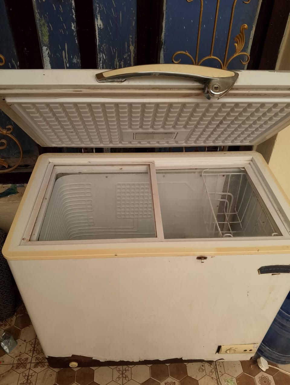 مجمده للبيع السعر ٧٥ ضمان التجميد تشغلها وتفحص وتجمد اله تاخذها


**إذا كنت صاحب هذا الإعلان وتريد حذفه لأي سبب، رجاءا أرسل رسالة إلى الدعم الفني**