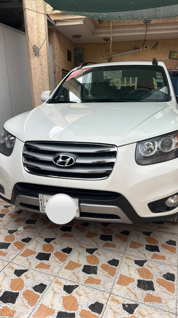 السلام عليكم بيع فقط
سنتافي خليجي  ٢٠١٢ 

فول مواصفات 

٦ سلندر مكينة ٣٥٠٠

4 ويل

فتحة سقف

تشغيل بصمة وابواب بصمة اصبع

تحكم ستيرن كامل

حساسات وكاميرة خلفية

تبريد ٣ قطع

كشنات جلد

السياره بيها فقط بوارد٢ والباقي كفاله

مكينة وگير مكفول

ماشية ١٢٨

رقم بغداد السيارة جاهزة والسعر١٧٠وبيها مجال بسيط العنوان حله_مركز المدينه

***********
