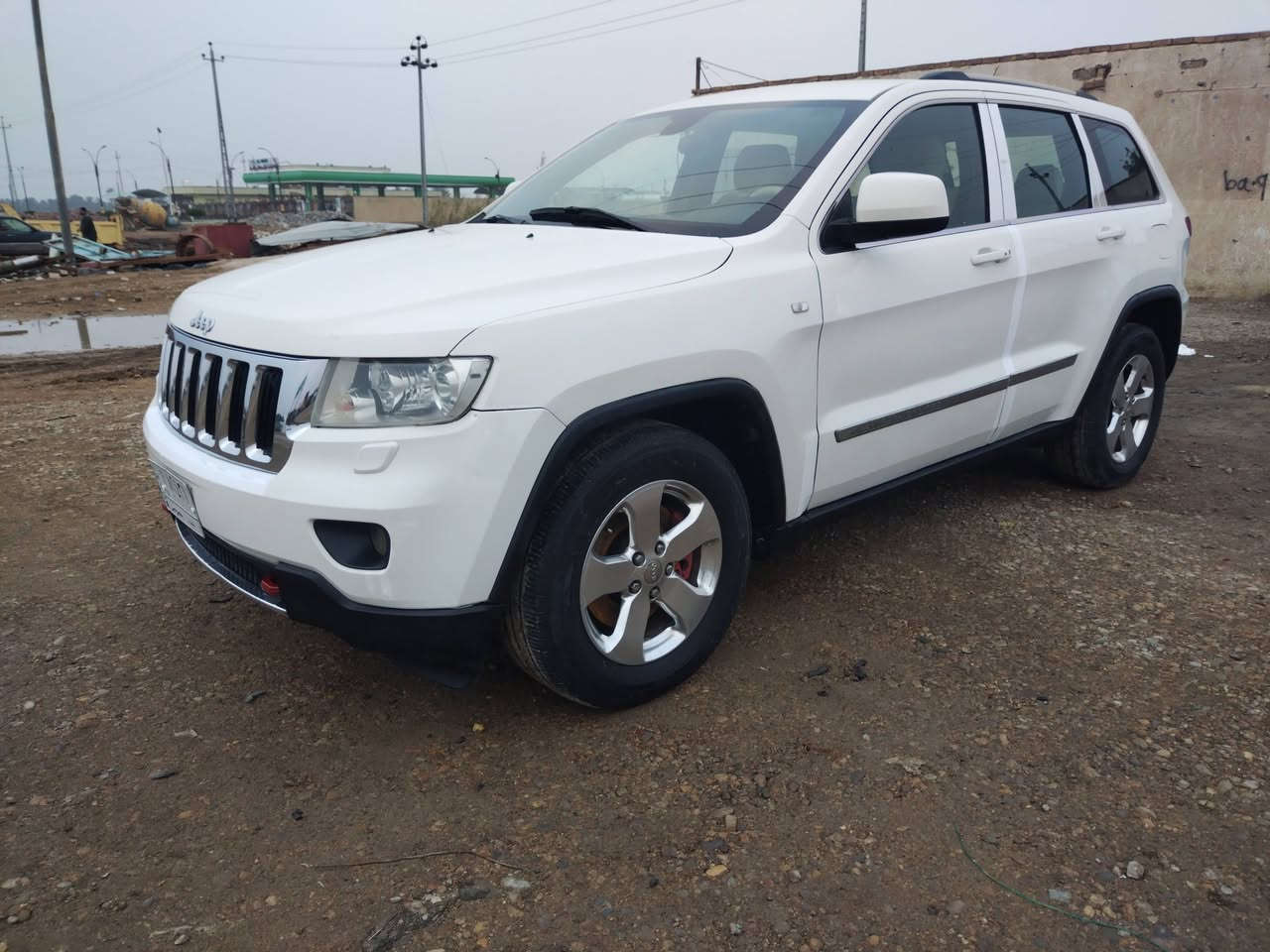 سلام عليكم جيب لاريدو موديل 211 خليجي فورويل السعر 152 وبيها مجال قليل *********** مكان ميسان
