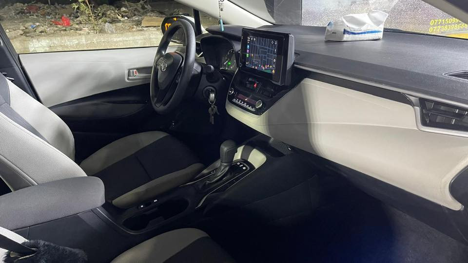 السلام عليكم
كورلا 2024 هايبر وارد أمريكي 
بدون حادث فقط بارد في الجنطه 
السيارة نص فول 
مرقم بغداد 
السعر :- 169 ورقة 
العنوان بغداد 
هاتف ***********
