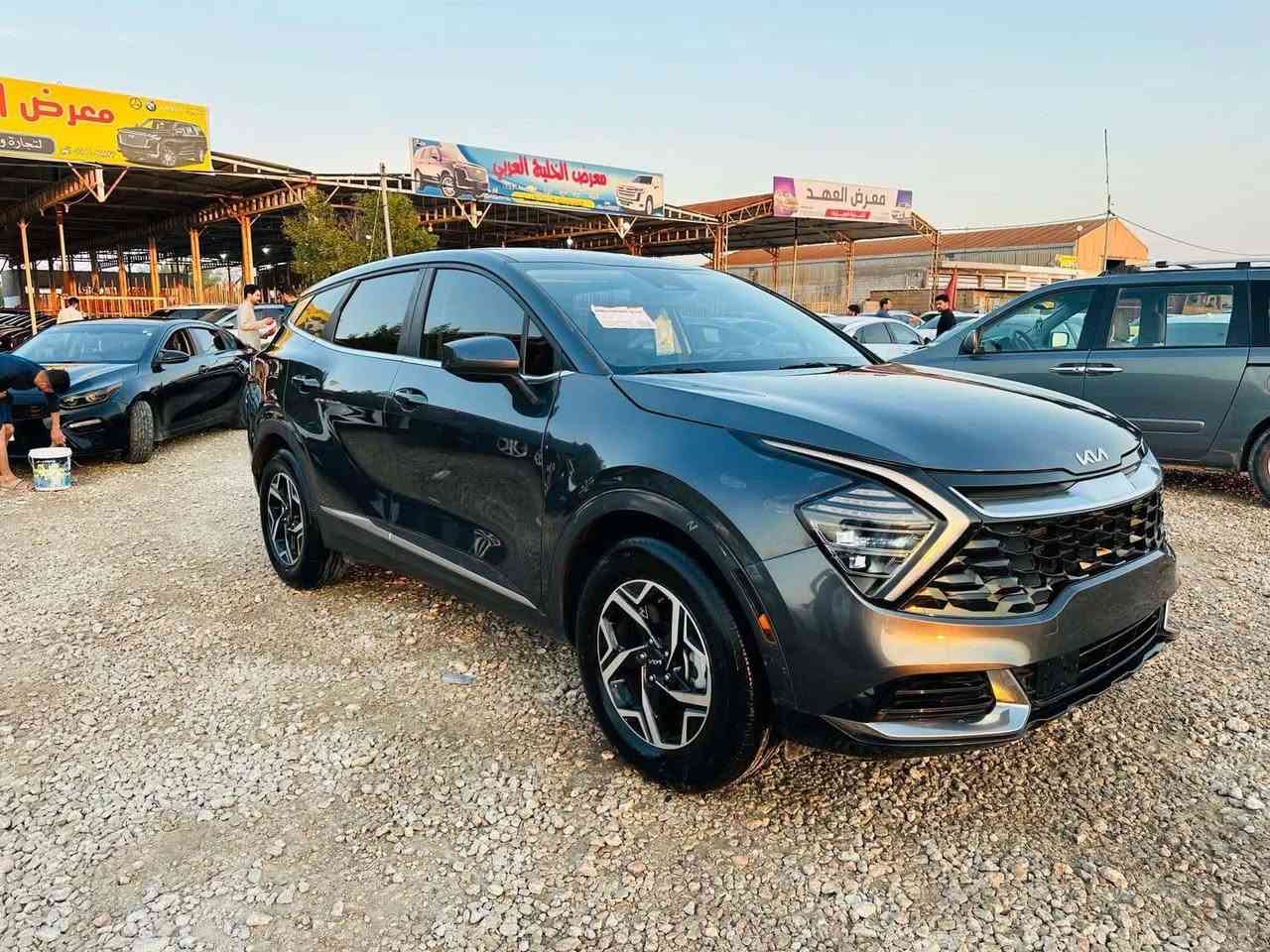 سبورتج ٢٠٢٣ حره بدون رقم ضرر واضح كدامك كلش بسيد بدون تبديل اي قطعه جاهزه وجديده بدون نقص
لارج الطويله
السعر ١٨٠
اي استفسار اتصل *********** ديوانية, القادسية
