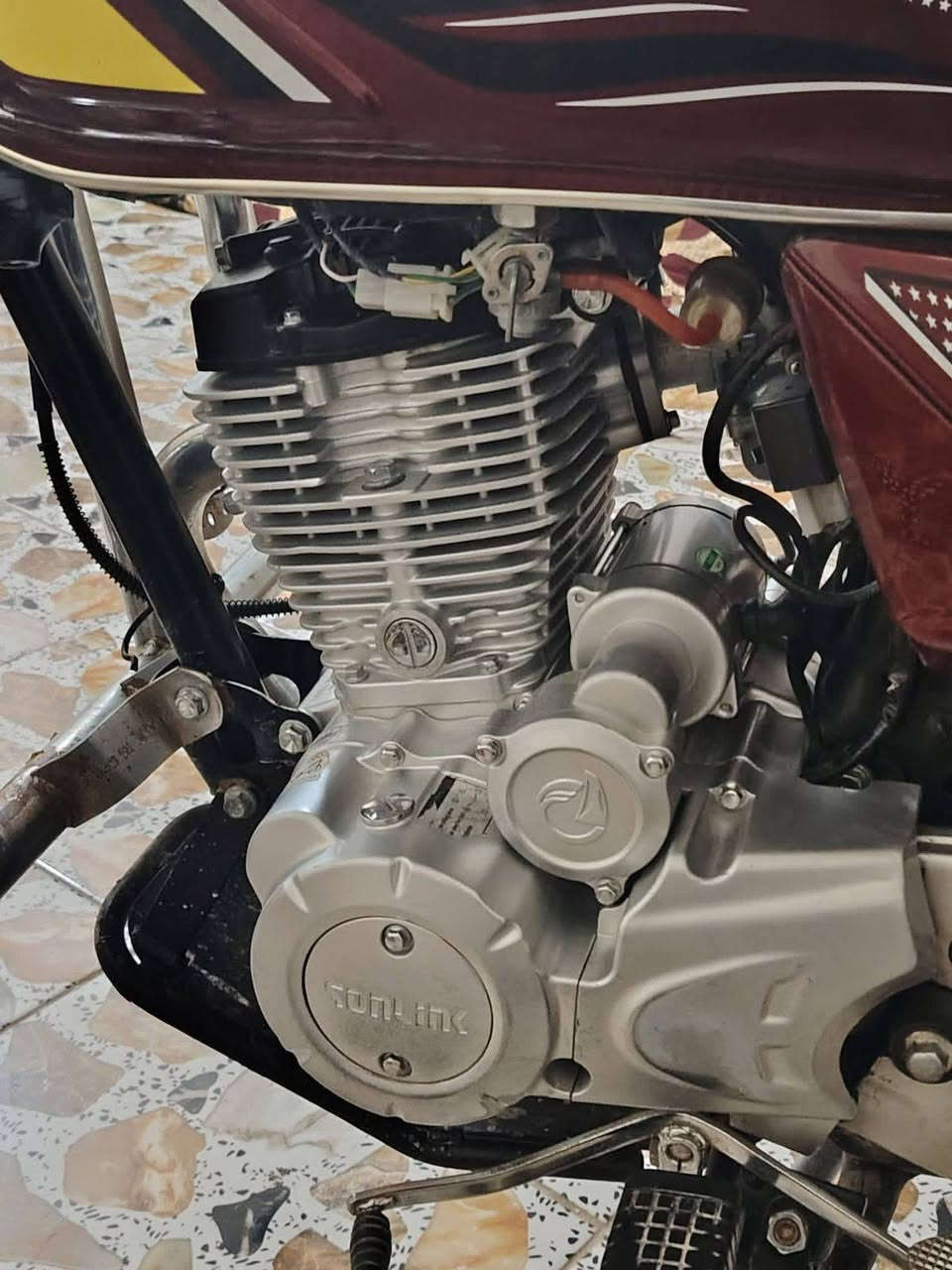 السلام عليكم مكلف بلنشر اخوان دراجه مديل 24 شكل 25 دراجه نضيفه مال جناي سعرها 750 قفل بدون عمله وترهم مراوس بمديل 25 والفرق يلعب وهذا رقم صاحبها ***********
