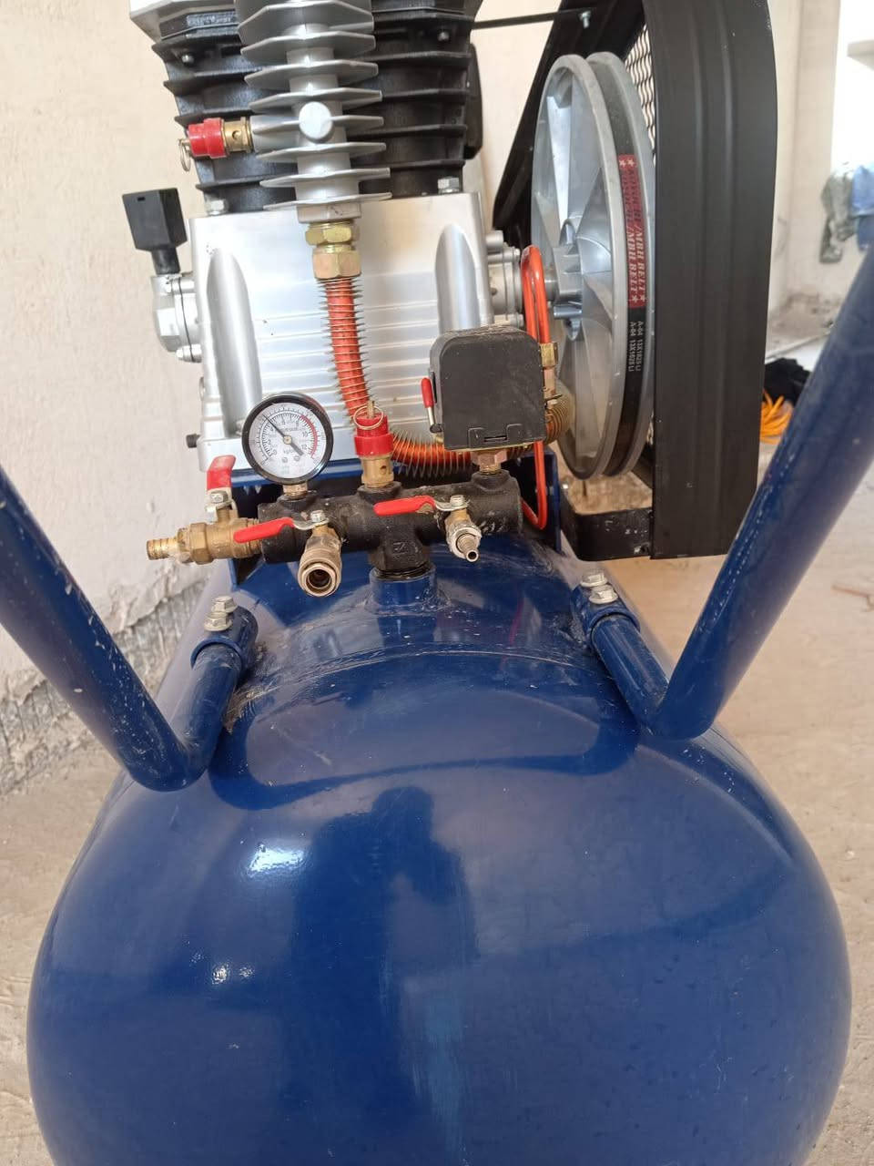 300 لتر سعر 800 مكان كربلاء ***********
