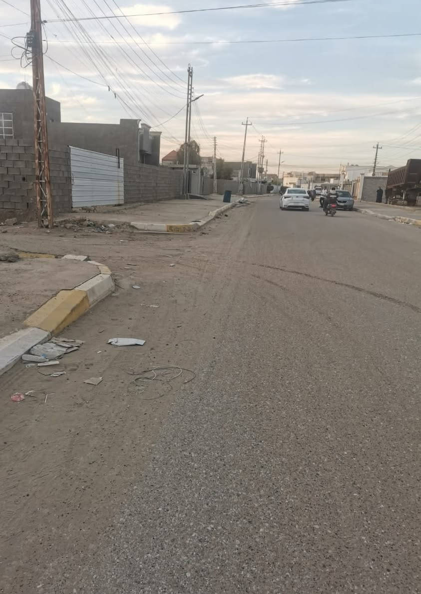 قطعة ارض ركن في الحوز
على السدة القديمة مباشر
قرب مدرسة جنيد البغدادي
طابو زراعي سند 25
المساحة/ 200 متر ركن
الشارع/ 9x15 متر
*المنطقة كاملة الخدمات
السعر/ 125 مليون وبيه مجال
للاستفسار 
مكتب ابو مصطفى للعقار في الرمادي حي المعلمين 
قرب فلكة الفرسان مقابل مصرف الخليج التجاري 
هاتف 
محمد  ***********
مثنى  ***********
يتوفر (واتساب) على نفس الارقام
