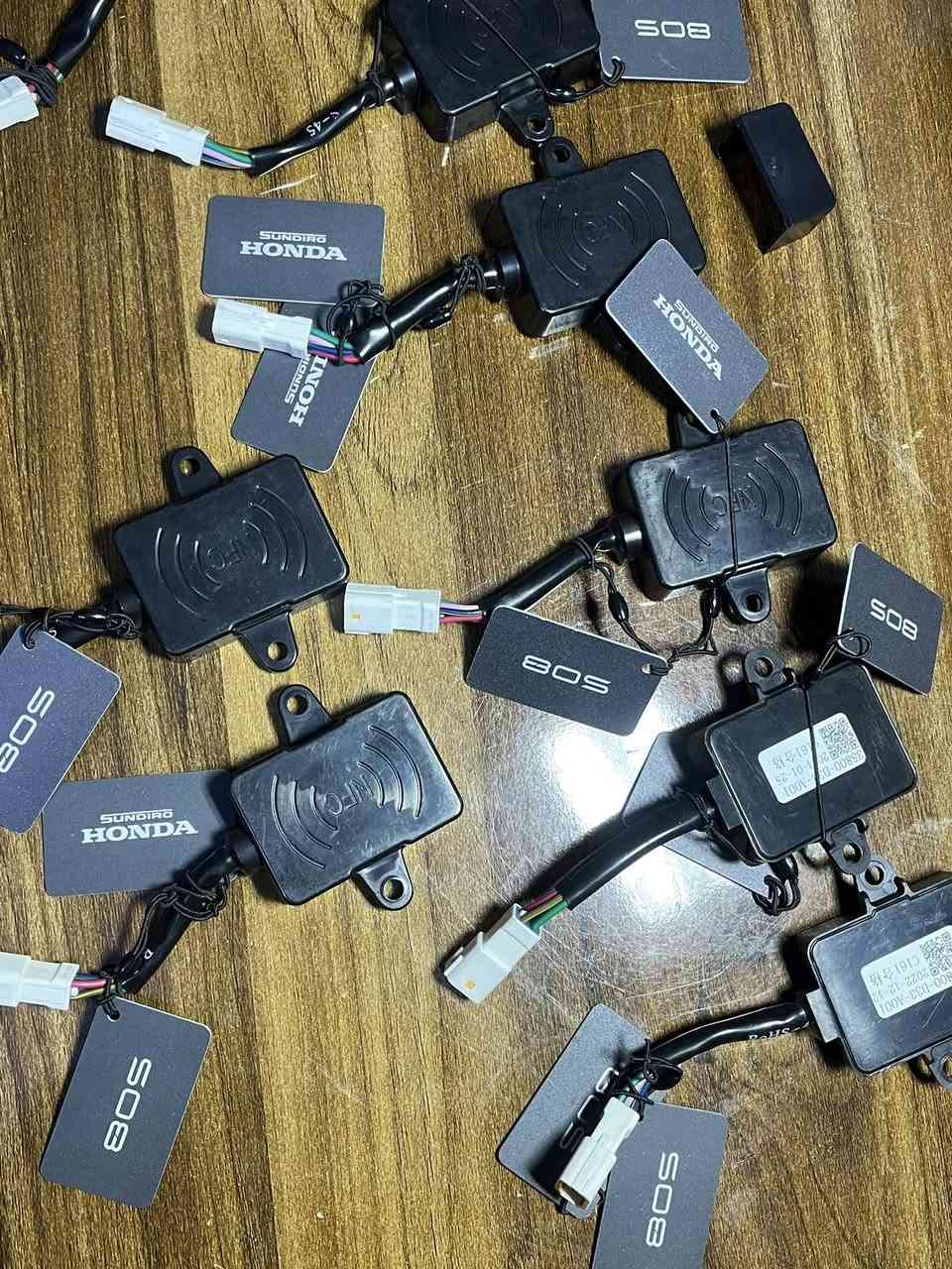 لدينا مفرد وجمله سعر 45 رقم تليفون***********
