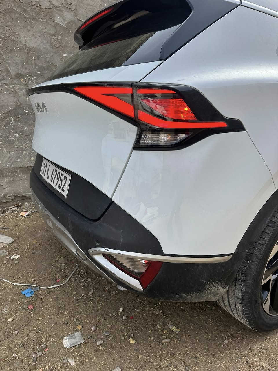 السلام عليكم
سبورتج وارد خليجي 
موديل ٢٤
ويل كب ٢٠
تبريد امامي وخلفي 
كراسي كهرباء 
وضعيات قياده
كشنات تدفئة+ تدفئة مقود
شاشه متصله
تحكمات جهتين
منافذ شحن تايبسي + يو أس بي 
ماشية ١٩ الف حقيقي
السيارة وضع شركة 
اريل نڤكيشن+ حمالات
موقع السيارة حي الجهاد 
سبير المقدس مانازل
***********
السعر ٢٢٨
