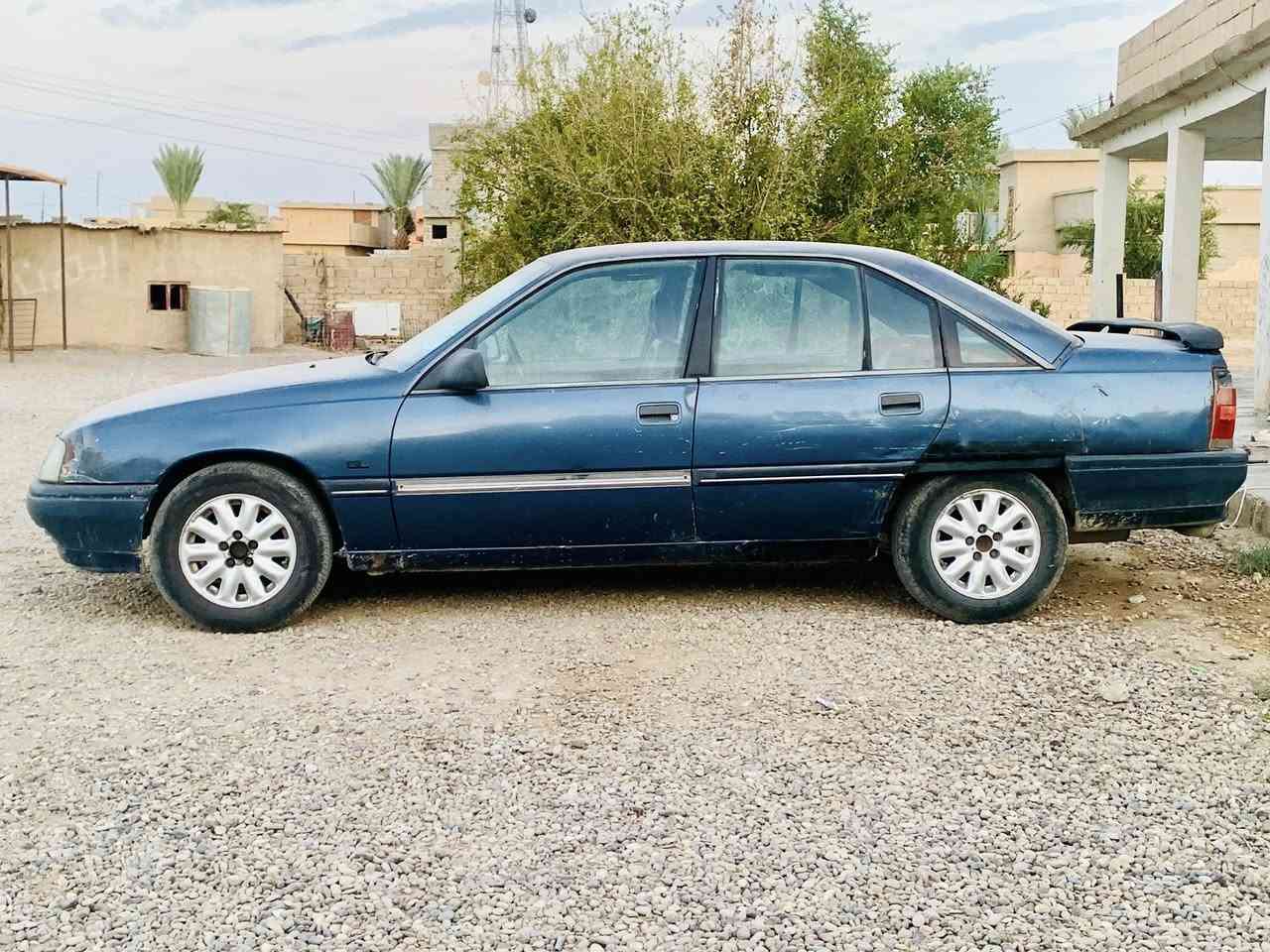 السلام عليكم
للبيع اوميكا 87 فقط 
رقم نينوى دولي سنوية 29 
شرط التحويل 
كير محرك شرط 
ارفلو مال كصه شاده 
كهربائيات شغاله على وضع بلادي حتى سنتر لك شغال 
دشبول جديد 
غرفه جديده
حدادية جديدة 
سعر 35$ بيها مجال للشراي 
مكان السياره موصل الكياره
تواصل خاص و ***********
