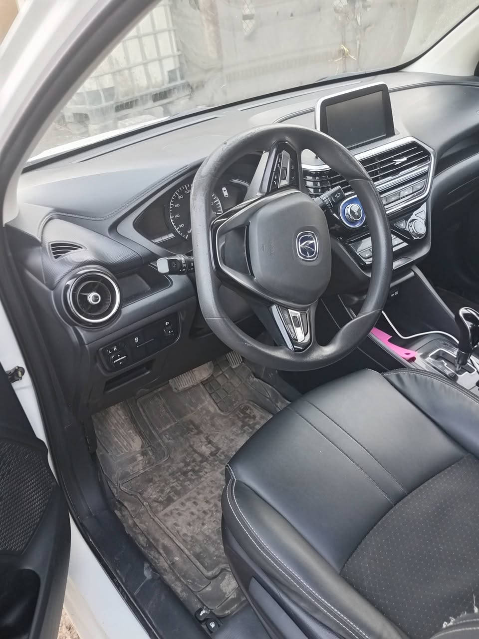 السلام عليكم 
شانجان 2020
مكينة كورله بلادي من الشركه 
سيارة مكفوله 
رقم سليمانيه 
السعر 93ورقه وبيهة مجال 
ليحب يتواصل هاذ الرقم ***********
