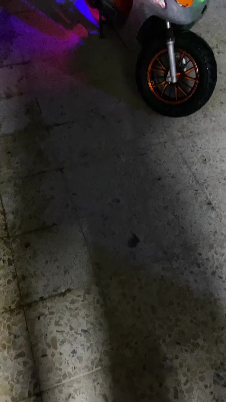 دراجه ماكس قجمه للبيع مكينه 49 مفتوح ولفات اصلي ويلات رياضي صالنصه رياضي 

العنوان: البصره الزبير 
السعر 350 

للاتصال 
***********
