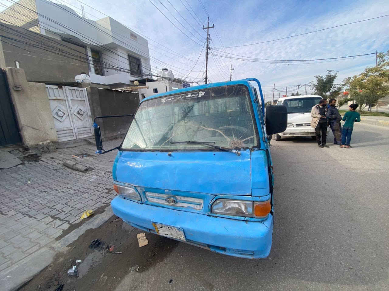 السلام عليكم كيا 95  السياره بدون قماره او ربع مكينه بيها خيط تبخير ما اتنقص تخم تاير صدر جديد  للاستفسار الاتصال
***********
***********
