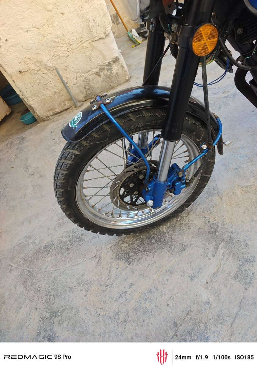 دايون لايتي أوراق أصولية طالعه بل 21موديل 20 محرك 200 كتابة حمرة سويج سجينة نكره سلف بريك امامي وخلفي دسك ونظافة شوفة عينك سعر مليون و100مكاني كربلاء شراي اتصل ***********
