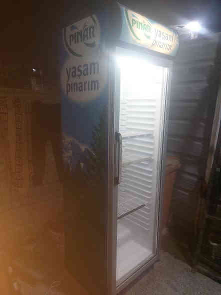 عارضه للبيع شغاله وعل فحص سعره ١٨٠ الف نضيفه باب اول مكاني بغداد لامين ثانيه ***********
