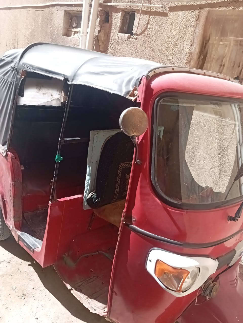 سلام عليكم تكتك بياجو للبيع 2019 شهر 12 اوراق اصولي تكتك خيرر من الله مكينته بلاديه تايراته جديدات كهربايات كله شغاله تكتك حلو مالل فقير تجي واشوفه بعينك سعر 2100وبيه مجال للشراي وهاذا رقمي ***********
