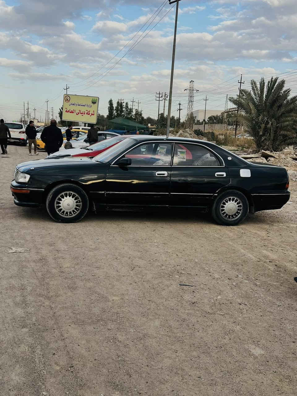 كراون بطة متصل رقم بغداد مكينة ٣٠٠٠ مصبوقة حزام جمالية مكان ديالى السعر ٤٥ وبيهة مجال رقم صاحبها مكلف بل نشر ***********غيره متواجد عل فيس
