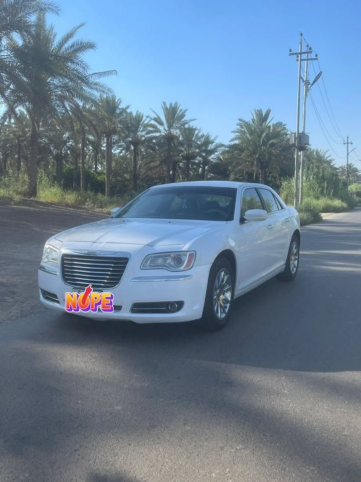 السلام عليكم ورحمه الله وبركاته
اوباما كلايزر 

موديل 2014 

داخل بيجي 

كص جنطه 

ادامه كامله 

عبوه فيت بمً

بلكات

باتري جديد 

زوج تايرات 

منظومه تبريد جديده 

ياخذه بلعافيه عليه 

السعر 65 بيه شي بسيط حيل 

مكان بغداد 

الاتصال ***********
