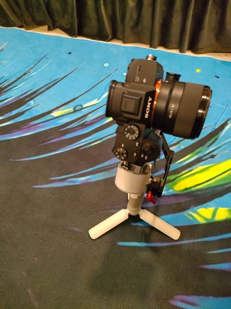 اخر اربع قطع كامرات سوني a7iii ونضافة كدام عينك كلبي 
متوفر التوصيل لجميع المحافظات العراق.  
مع كامل الملحقات والكارتون
1:شترها 1021
2: شترها 8454
3: شترها 16036
4: شترها 38650
للتواصل 
***********
