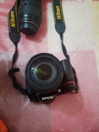 كامرة نيكون D7100 • عدسة 18/55 • زووم 70-300