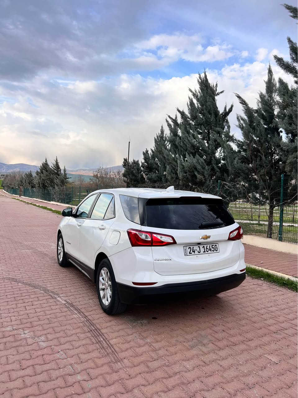 تلفون ***********
شوفرليت ايكونوكس ٢٠٢١
سعر ١٢٠ ورقه 
مواصفات lt بصمه شغال شاشه كاميره لايت زينون تحديد سرعه سوكان فوليوم بريك بصمه رادار 
رقم سنوي هزه جديدي تحويل وكاله غرامات ب شرت 
٦٠٠هزار غرامه
سياره عام صبوخ نيه به عام ده فروشم به شه رت بي ژورئ و بي ارباك
گير محرك رادار به ردي گزوز هه موي به شه رت اكر, نينوى
