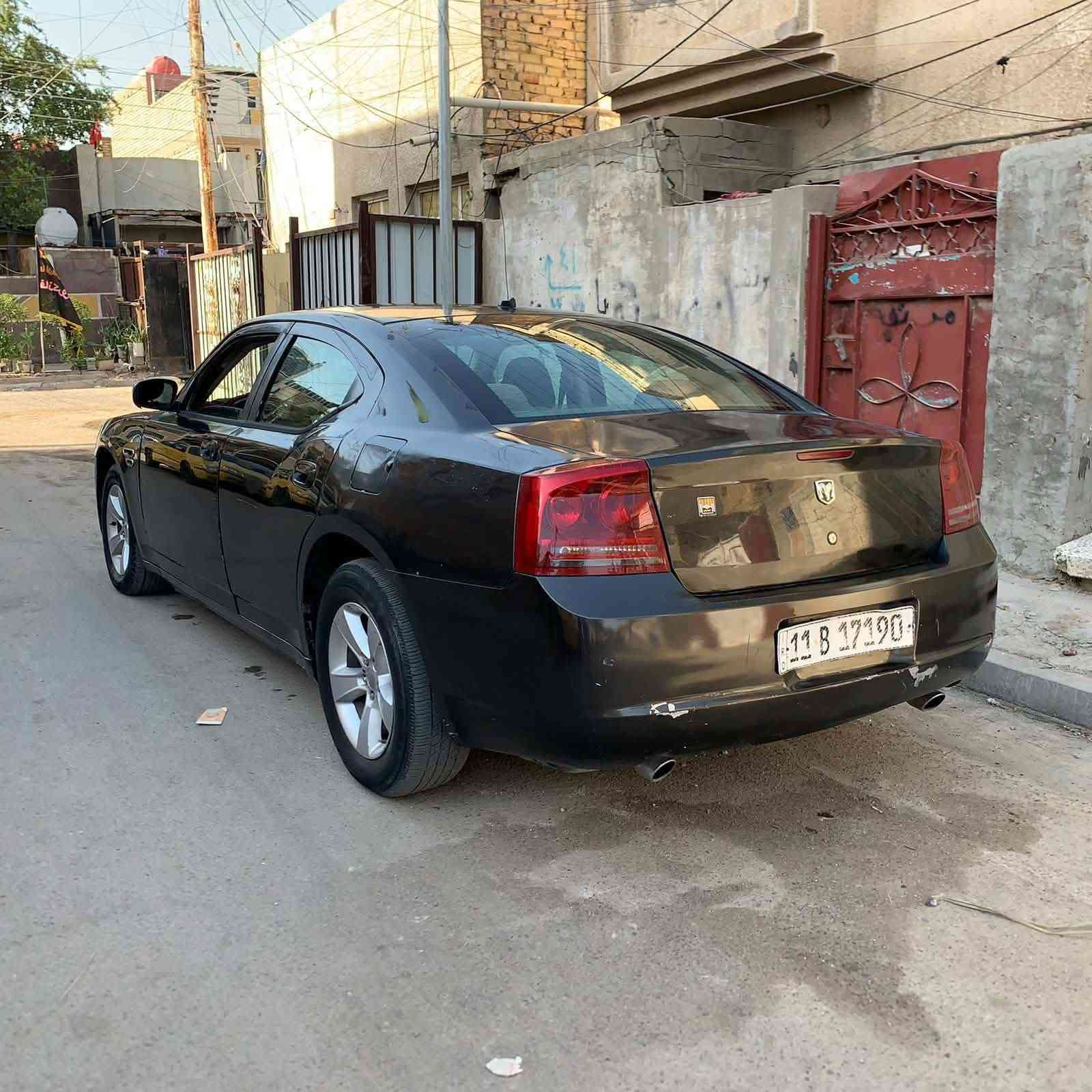 السلام عليكم
جارجر 2008امريكي 
مكينه وكير 3500كفاله 
حادثه باب وجاملغ وتكمه مال باب 
كفاله من الكص ولعيب شرعي 
صبغ حزام 
حداديه صدر جدد 
تخم تاير نضيف ويل نضيف 
رقم بغداد تحويل مباشر 
السعر 75وبيها مجال 
رقمي ***********
مكاني بغداد  الشعب

