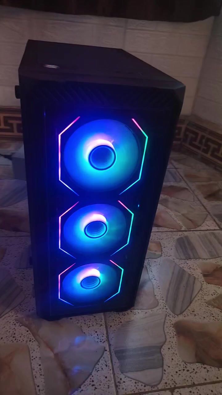 باللونين الأبيض والأسود سعر الأسود 65 سعر الأبيض 70 كيس مع 4 فانات ARGB بدون هاب تكدر تربطهن مباشر بالمذربورد اذا يدعم او تشتري هاب بسعر 15 الف أو تحويله بسعر 10 الاف وكلهم متوفرات بهل جمال كيسات جديده وصلتنا فقط كمية قليله والطلب مستمر عليهن لا تضيع الفرصه وامتلك كيس يخبل بسعر كلش قوي


**إذا كنت صاحب هذا الإعلان وتريد حذفه لأي سبب، رجاءا أرسل رسالة إلى الدعم الفني**