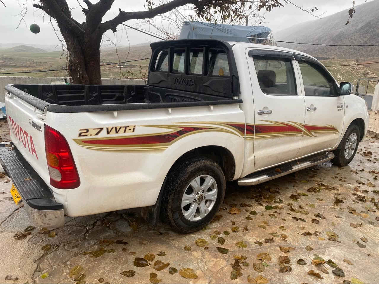 تویوتا مەرزیا ٢٠١١ناف سور سعودی قولاب 
گئرومەکینە و اکسل بشەرت پارجەک رەش پوش 
دوو دەرگەهـ لایئ سایئقی تەبدیل شەریکەنە
سنەوی یا نوی یە 
***********تەلەفون اكر, نينوى
